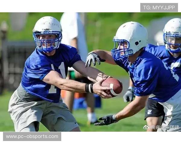 高安全性与团队协作并重,腰旗橄榄球在杭州青少年中掀起运动新热潮 高安全性与团队协作并重,腰旗橄榄球在杭州青少年中掀起运动新热潮