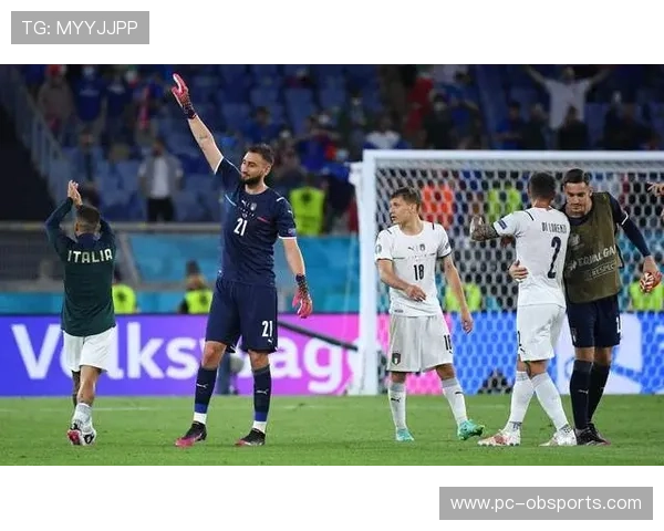 门德斯头球破门瞬间，十人巴黎圣日耳曼展现顽强意志